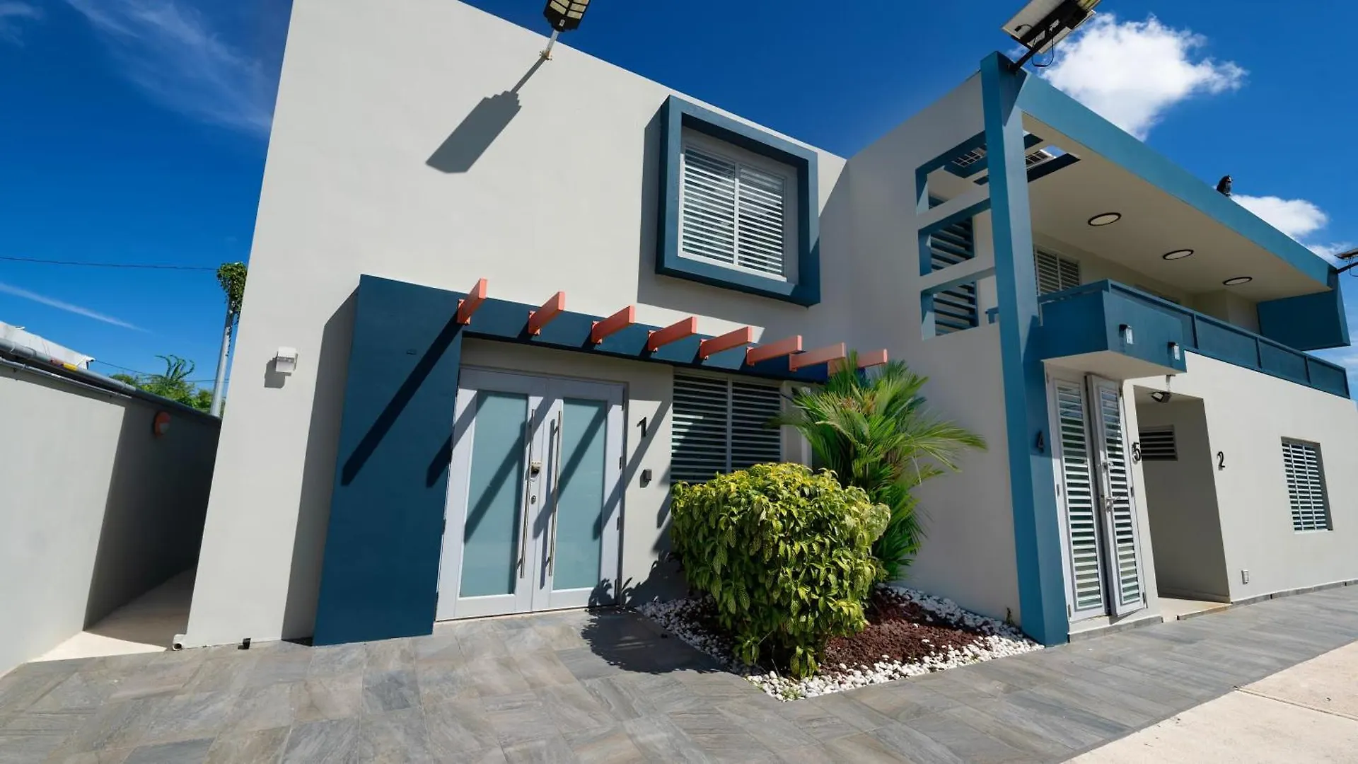 Private 7 Villa Complex With 16 Bedroom Pool & Jacuzzi دورادو